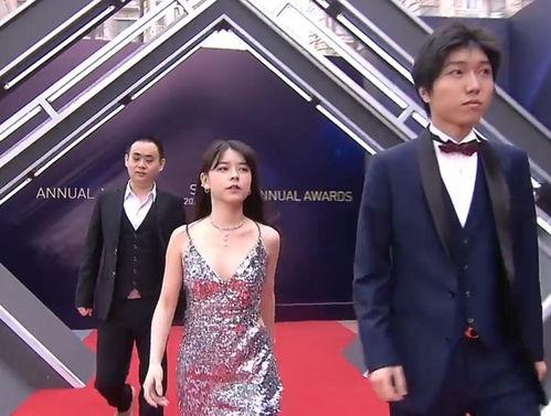 甘肃陇南女网红吃瓜事件