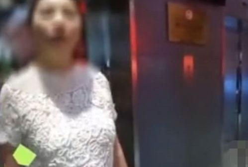 吃瓜网红电梯事件视频,一场意外引发的全民热议