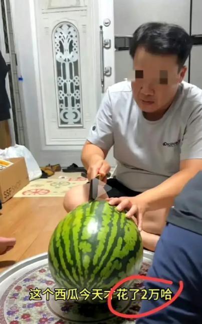 午夜男孩吃瓜网爆,揭秘娱乐圈幕后真相