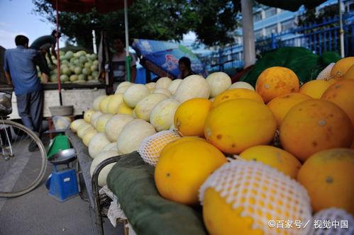 日照网红吃瓜真甜