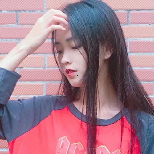 抖音网红jk少女吃瓜